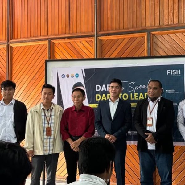 Asah Kemampuan Orasi, Prodi Pendidikan Geografi UNIMA Gelar Workshop Public Speaking “Dare to Speak, Dare to Lead”
